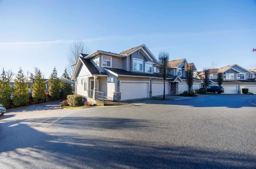 3 11282 COTTONWOOD DRIVE, Maple Ridge, BC — Residential for Sale - Main Photo
