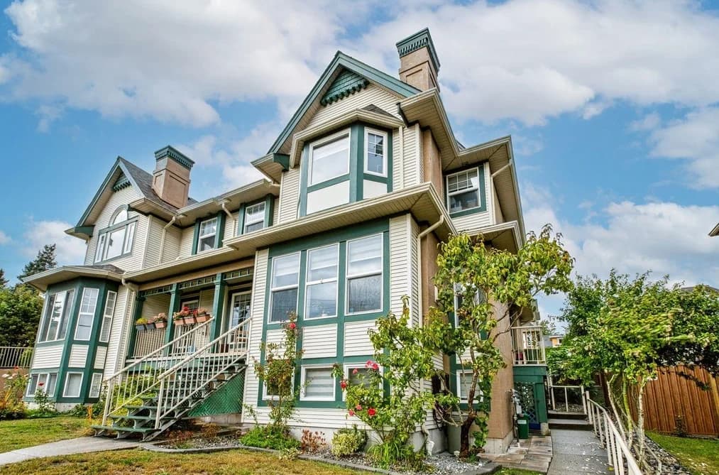 3 1135 CARTIER AVENUE, Coquitlam, BC — Residential for Sale - Main Photo