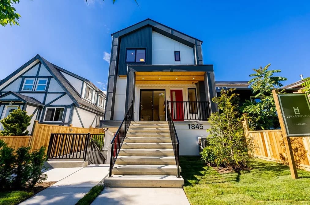 3 1845 E 51ST AVENUE, Vancouver, BC — Residential for Sale - Main Photo