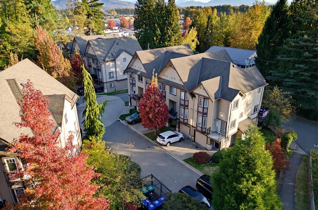 3 32501 FRASER CRESCENT, Mission, BC — Residential for Sale - Photo 2