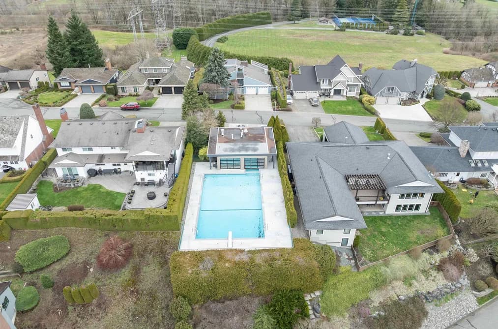 3 3755 CLEARBROOK ROAD, Abbotsford, BC — Residential for Sale - Main Photo