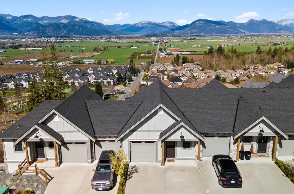 3 47203 VISTA PLACE, Sardis, BC — Residential for Sale - Main Photo