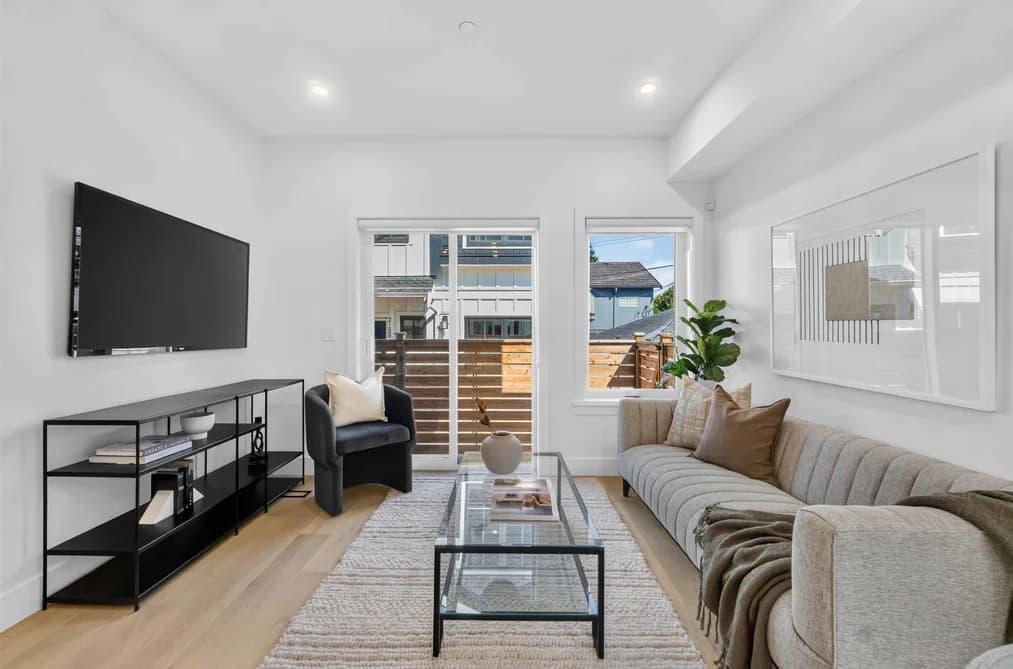 3 550 KASLO STREET, Vancouver, BC — Residential for Sale - Photo 2