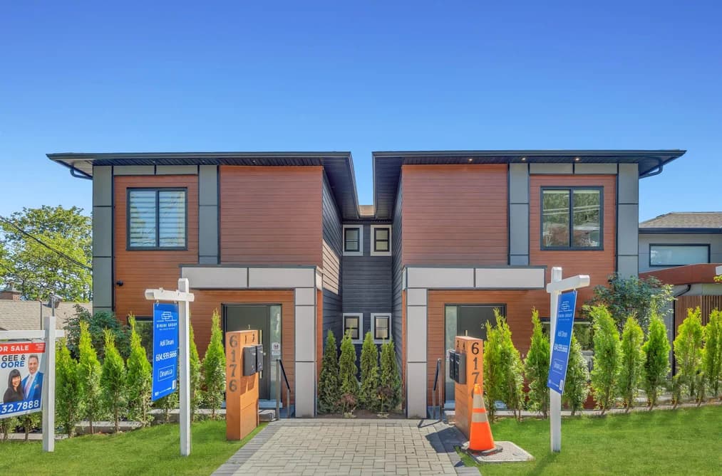 3 6176 ELGIN AVENUE, Burnaby, BC — Residential for Sale - Main Photo
