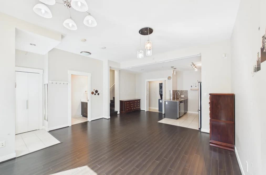 3 6733 BUSWELL STREET, Richmond, BC — Residential for Sale - Main Photo