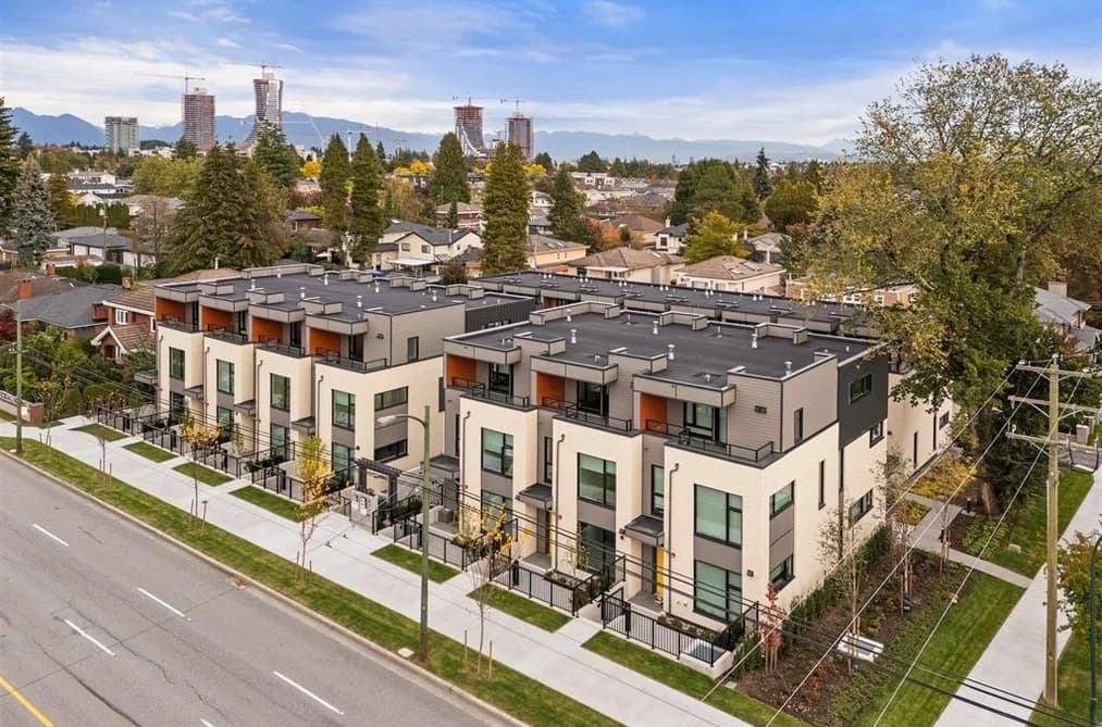 3 6768 OAK STREET, Vancouver, BC — Residential for Sale - Main Photo