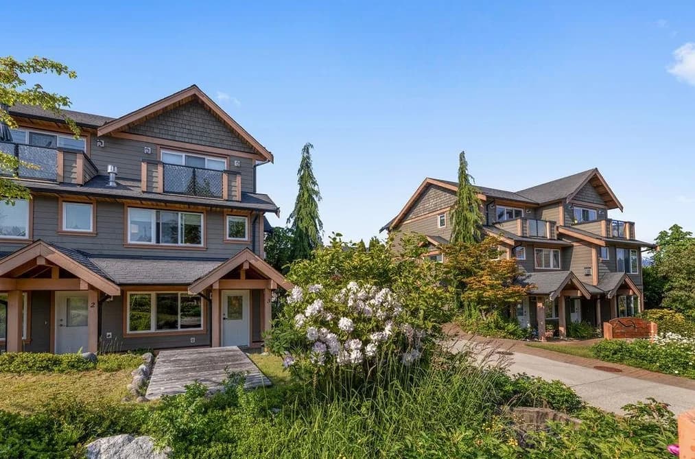 3 728 GIBSONS WAY, Gibsons, BC — Residential for Sale - Photo 2