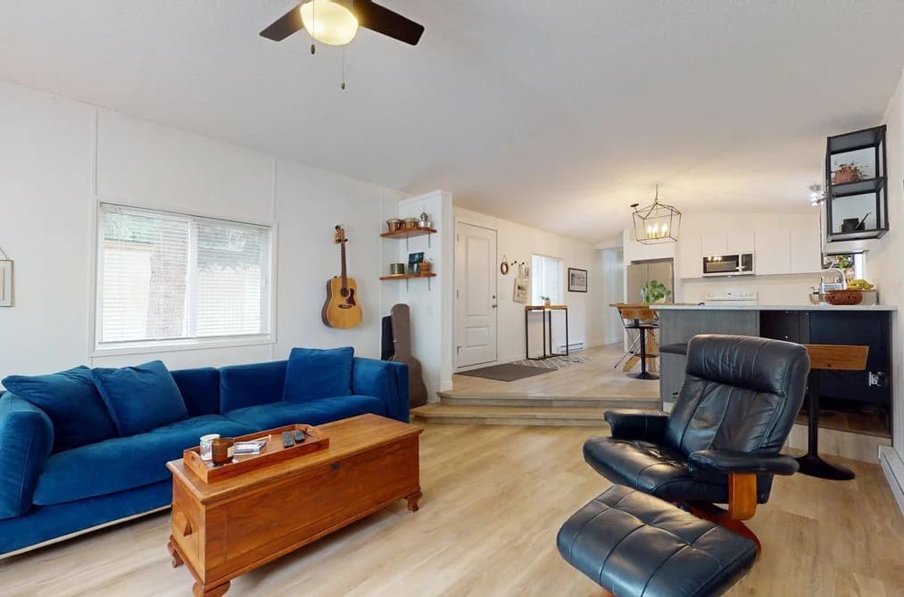 3 7617 PEMBERTON MEADOWS, Pemberton, BC — Residential for Sale - Main Photo