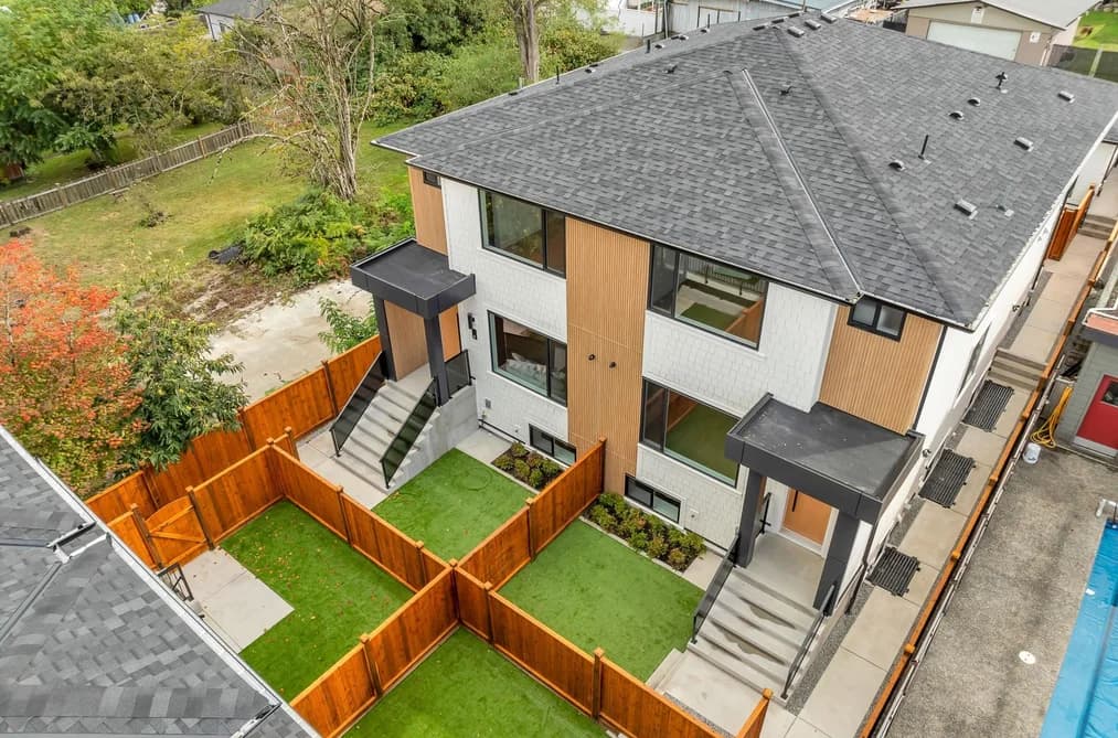 3 7750 MAYFIELD STREET, Burnaby, BC — Residential for Sale - Main Photo