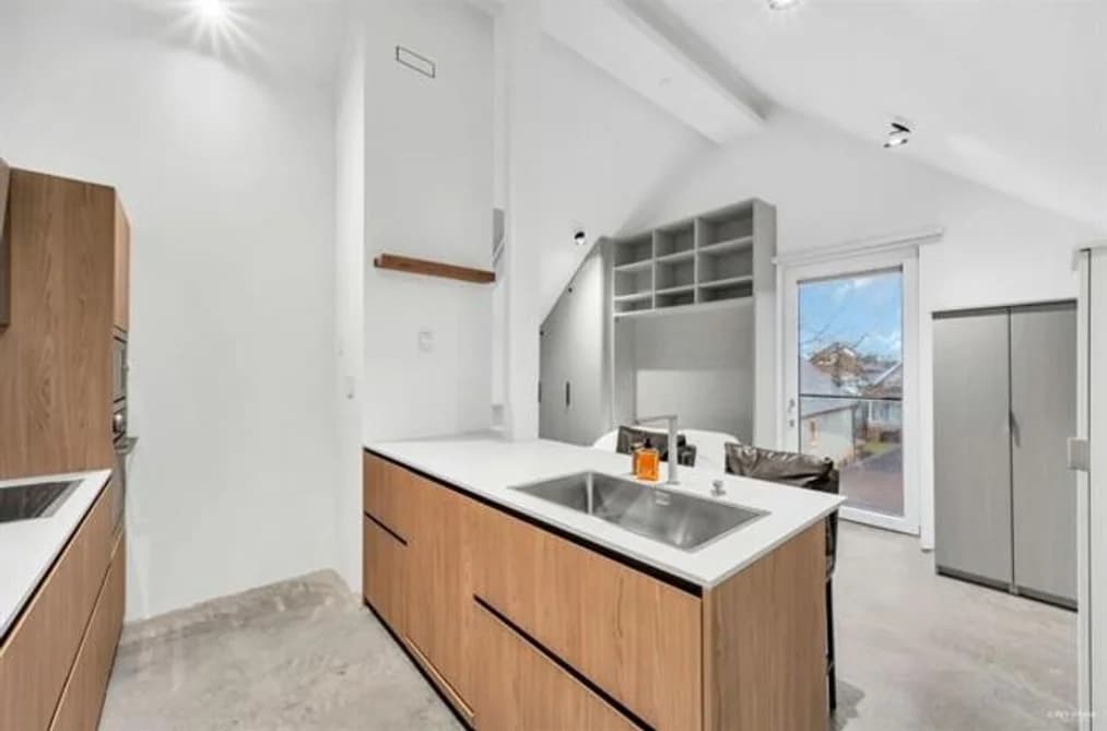 3 829 KEEFER STREET, Vancouver, BC — Residential for Sale - Main Photo