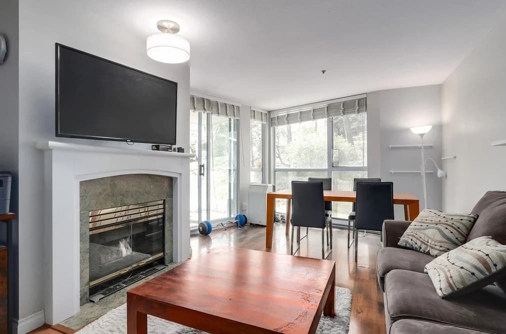 3 8420 JELLICOE STREET, Vancouver, BC — Residential for Sale - Photo 2