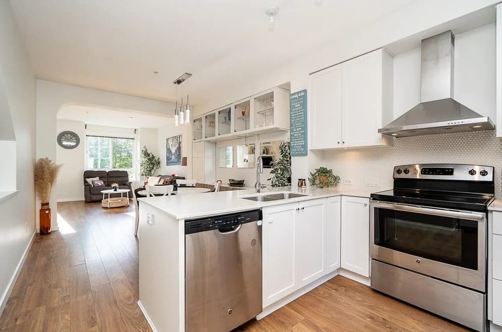3 8476 207A STREET, Langley, BC — Residential for Sale - Photo 2