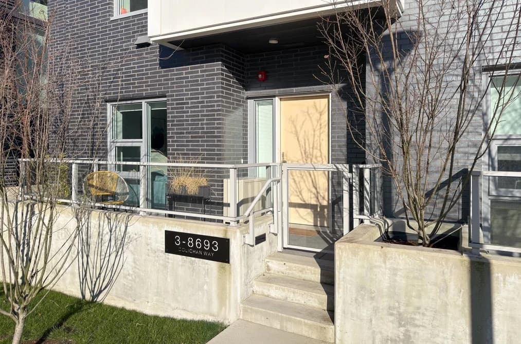 3 8693 OOLICHAN WAY, Vancouver, BC — Residential for Sale - Photo 2