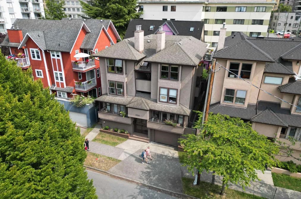 3 886 BROUGHTON STREET, Vancouver, BC — Residential for Sale - Photo 2