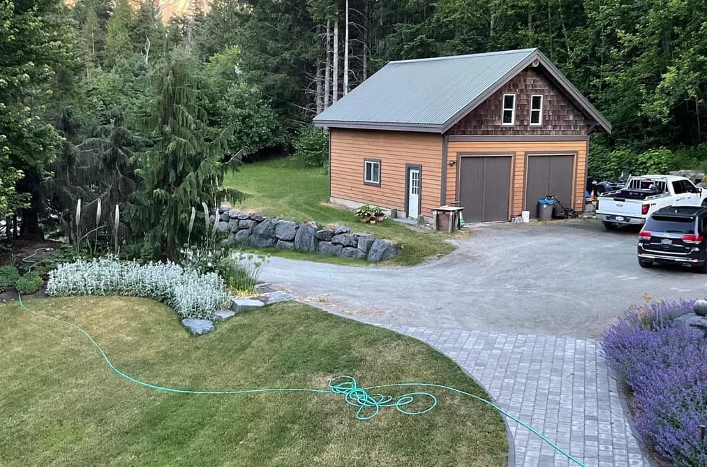 3 WALKERVILLE ESTATES, Pemberton, BC — Residential for Sale - Photo 2