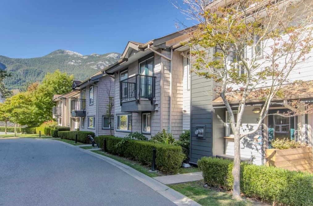 30 1204 MAIN STREET, Squamish, BC — Residential for Sale - Main Photo