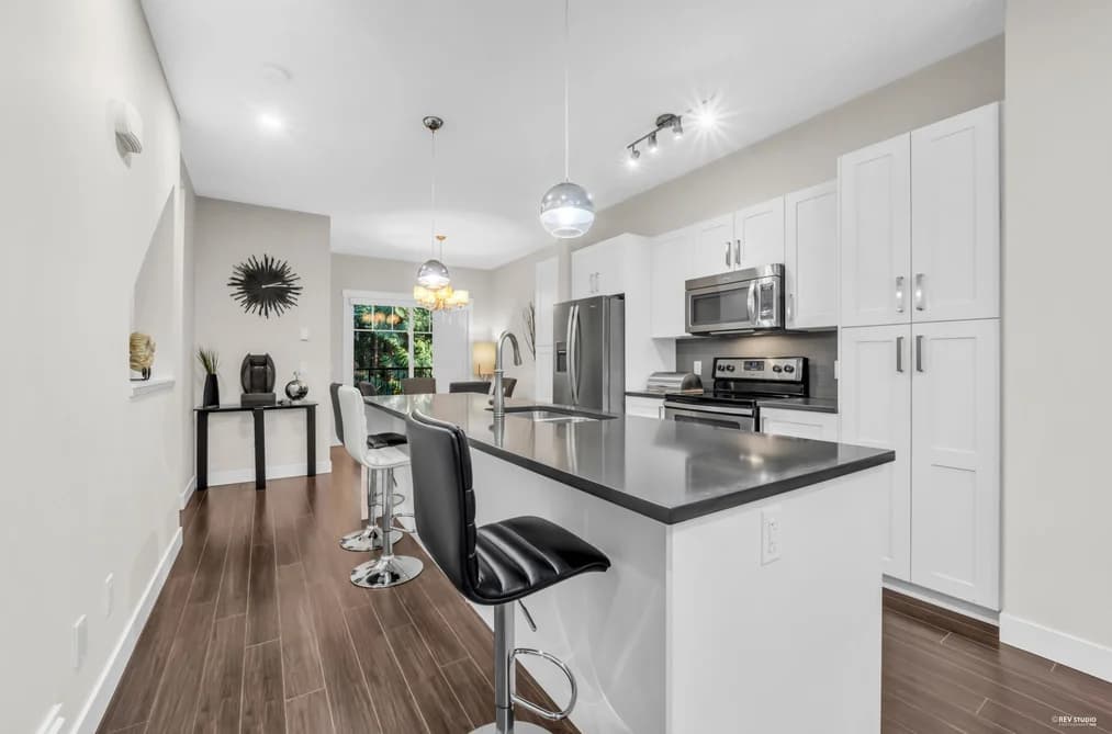 30 13864 HYLAND ROAD, Surrey, BC — Residential for Sale - Photo 2