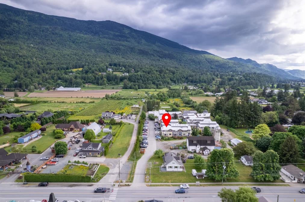30 42312 YARROW CENTRAL ROAD, Yarrow, BC — Residential for Sale - Main Photo