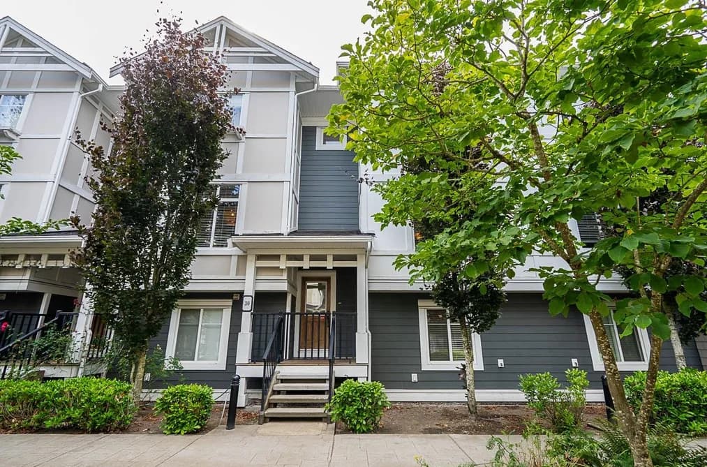30 8433 164 STREET, Surrey, BC — Residential for Sale - Photo 2