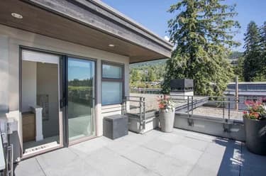 2432 Haywood Ave Unit 300, West Vancouver, BC - MLS: R3165799