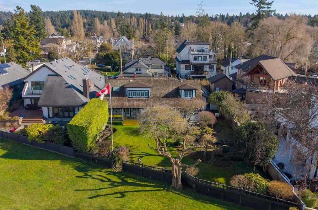 3002 O'HARA LANE, Surrey, BC — Residential for Sale - Photo 2