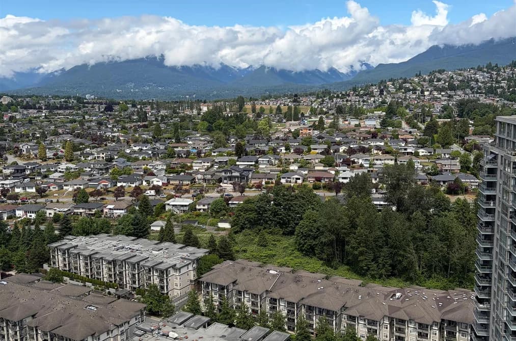 3004 4890 LOUGHEED HIGHWAY, Burnaby, BC — Residential for Sale - Photo 2