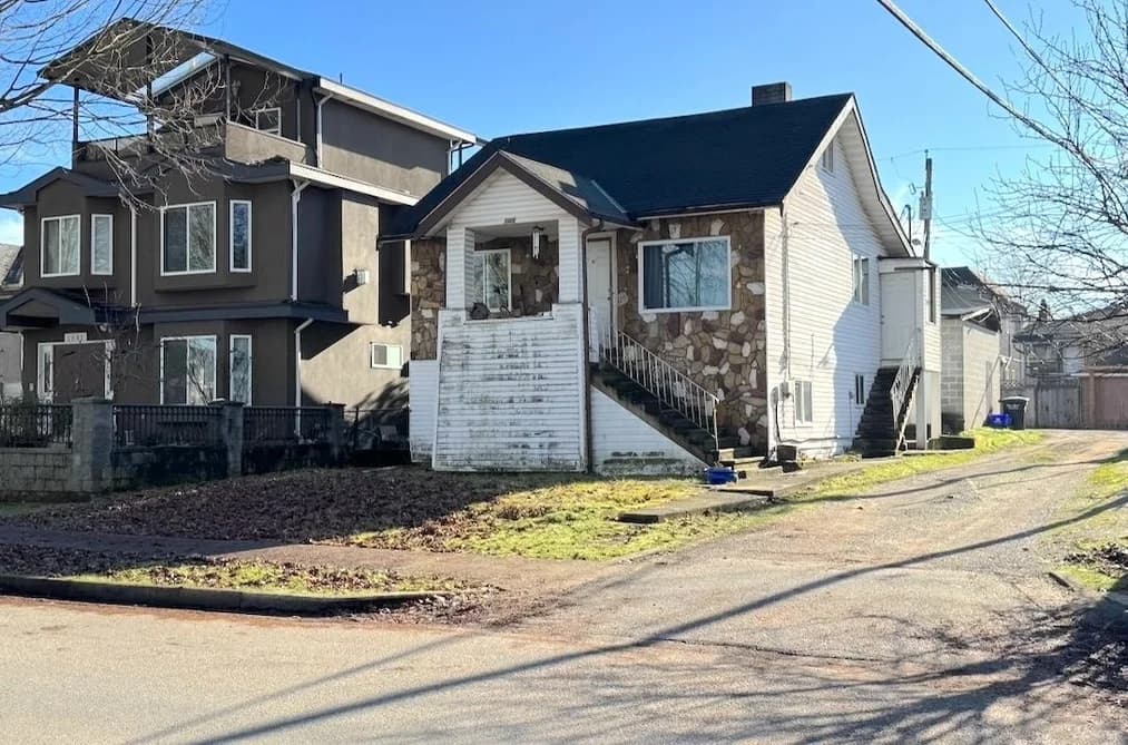 3006 E 25TH AVENUE, Vancouver, BC — Residential for Sale - Main Photo