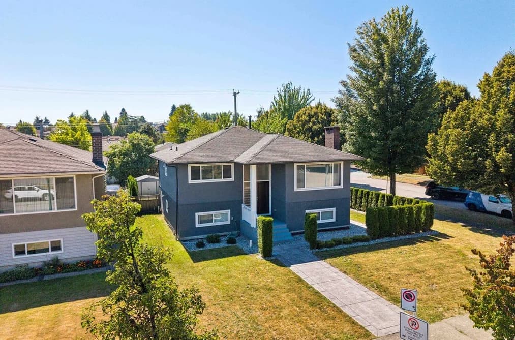 3006 E GEORGIA STREET, Vancouver, BC — Residential for Sale - Photo 2