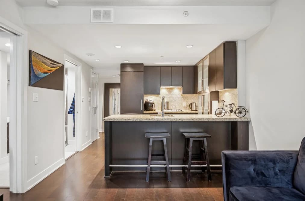 301 1055 RICHARDS STREET, Vancouver, BC — Residential for Sale - Main Photo