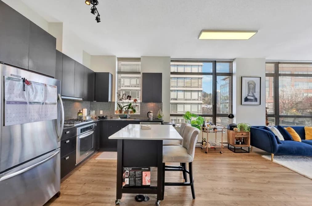 301 121 BREW STREET, Port Moody, BC — Residential for Sale - Photo 2