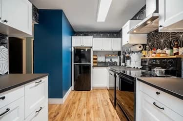 Condo for sale at 301 1561 Vidal Street White Rock British Columbia - MLS: R3145049