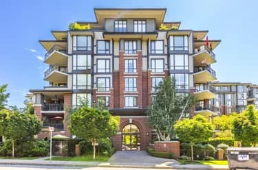 Condo for sale at 301 1580 Martin Street White Rock British Columbia - MLS: R3123941