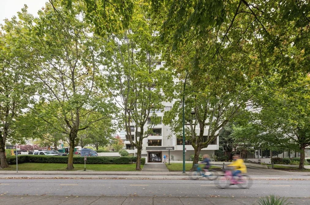 301 1995 BEACH AVENUE, Vancouver, BC — Residential for Sale - Main Photo