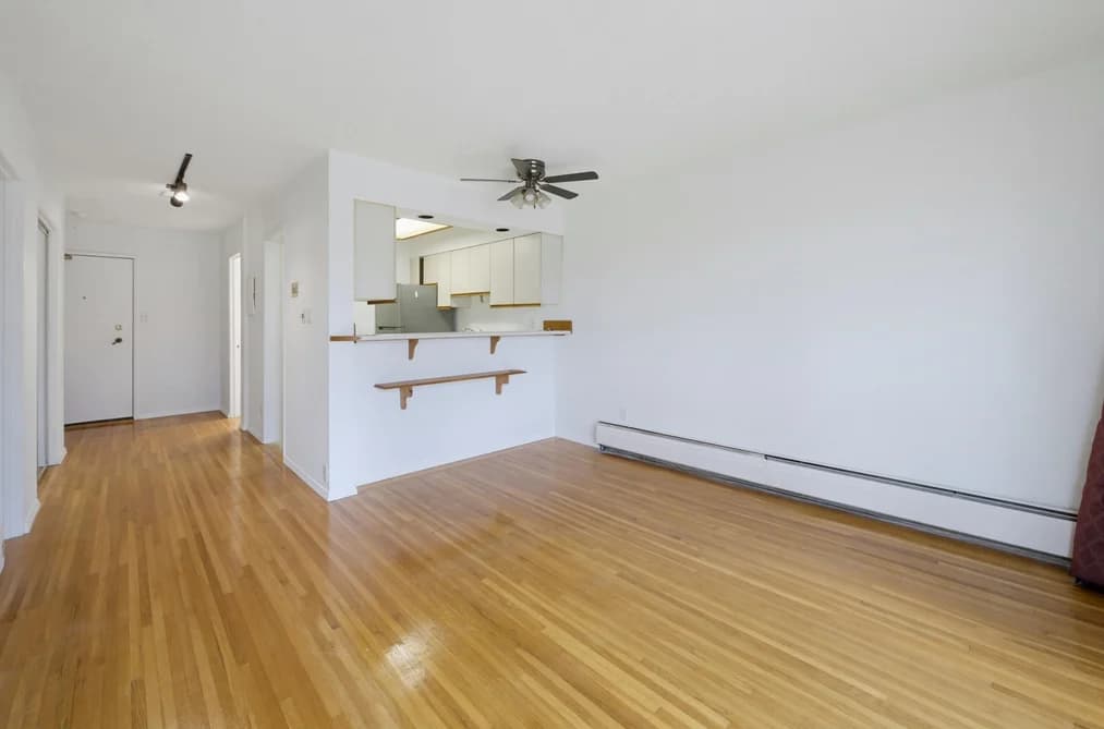 301 2125 W 2ND AVENUE, Vancouver, BC — Residential for Sale - Main Photo