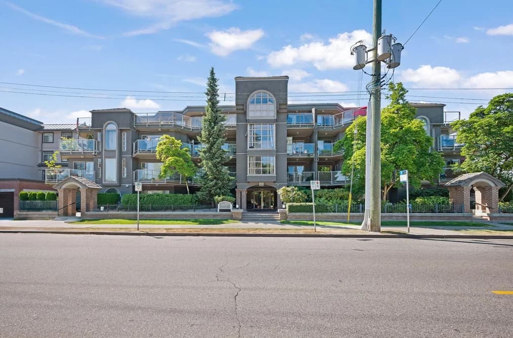 301 2360 WILSON AVENUE, Port Coquitlam, BC — Residential for Sale - Photo 2