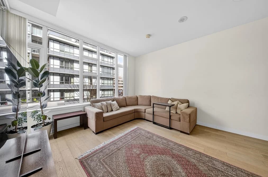 301 2565 MAPLE STREET, Vancouver, BC — Residential for Sale - Photo 2