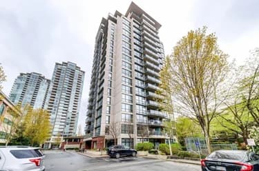 Condo for sale at 301 2959 Glen Drive Coquitlam British Columbia - MLS: R3138737