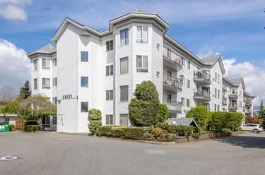 Condo for sale at 301 31831 Peardonville Road Abbotsford British Columbia - MLS: R3097987