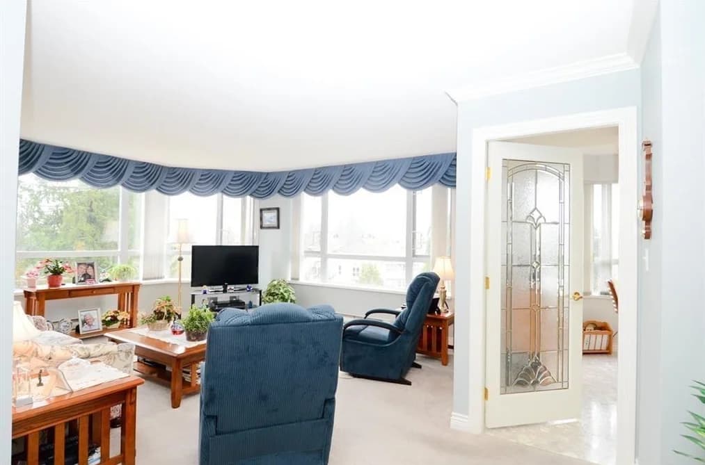 301 3190 GLADWIN ROAD, Abbotsford, BC — Residential for Sale - Photo 2