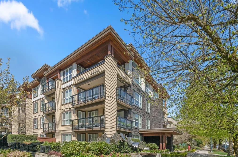 301 3205 MOUNTAIN HIGHWAY, North Vancouver, BC — Residential for Sale - Photo 2
