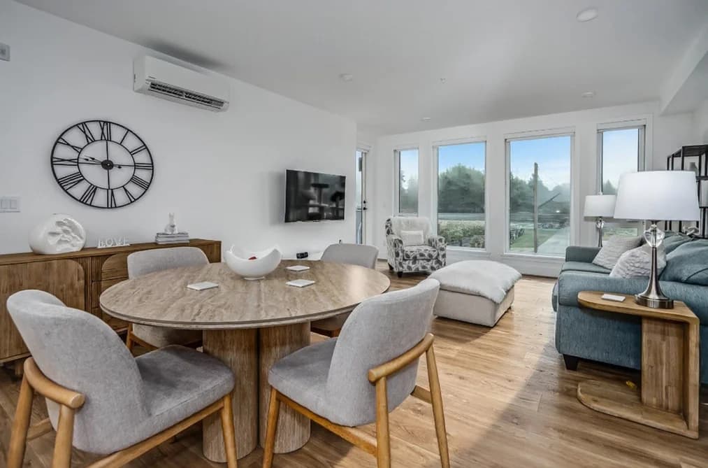 301 33160 PLAXTON CRESCENT, Abbotsford, BC — Residential for Sale - Photo 2
