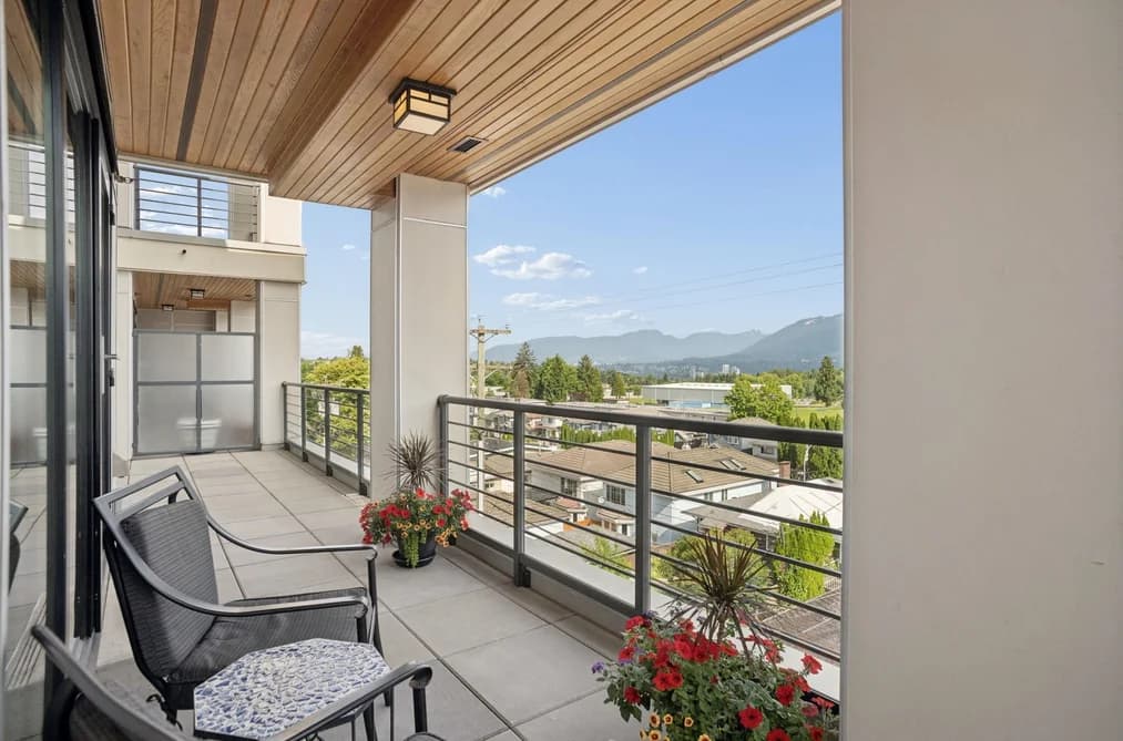 301 4721 HASTINGS STREET, Burnaby, BC — Residential for Sale - Main Photo
