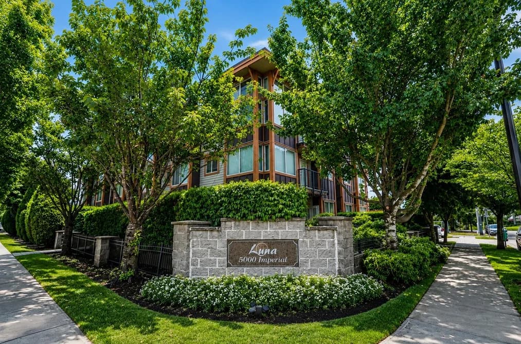 301 5000 IMPERIAL STREET, Burnaby, BC — Residential for Sale - Main Photo