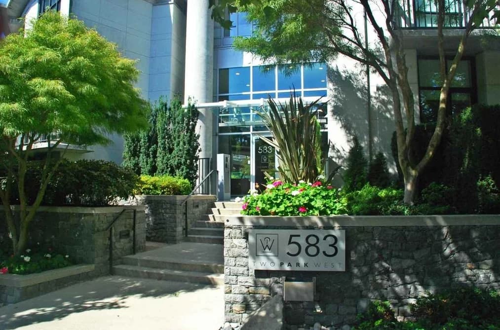301 583 BEACH CRESCENT, Vancouver, BC — Residential for Sale - Main Photo
