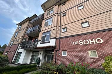 Condo for sale at 301 8168 120a Street Surrey British Columbia - MLS: R3008737