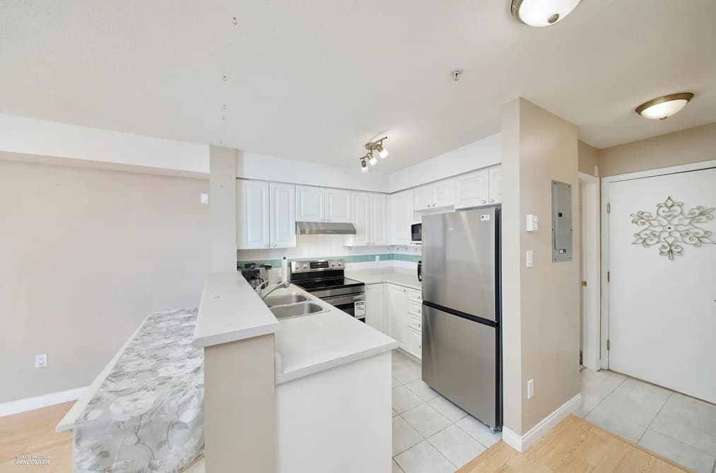 301 8989 HUDSON STREET, Vancouver, BC — Residential for Sale - Photo 2