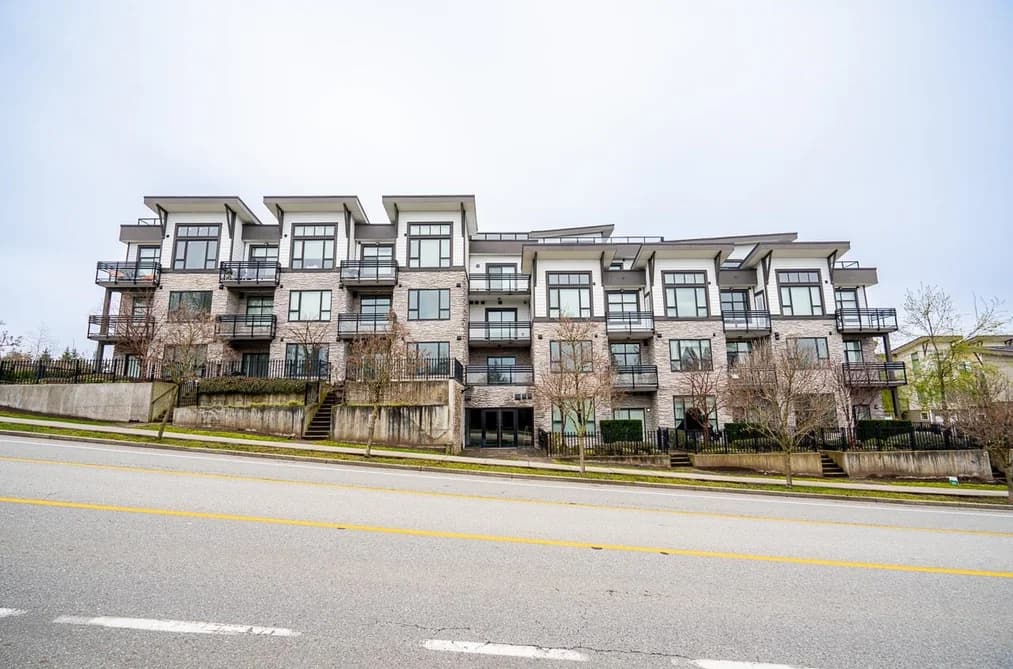 301 9983 E BARNSTON DRIVE, Surrey, BC — Residential for Sale - Main Photo