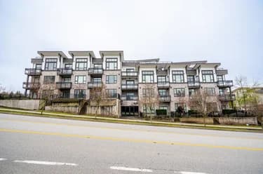 Condo for sale at 301 9983 E Barnston Drive Surrey British Columbia - MLS: R3108775