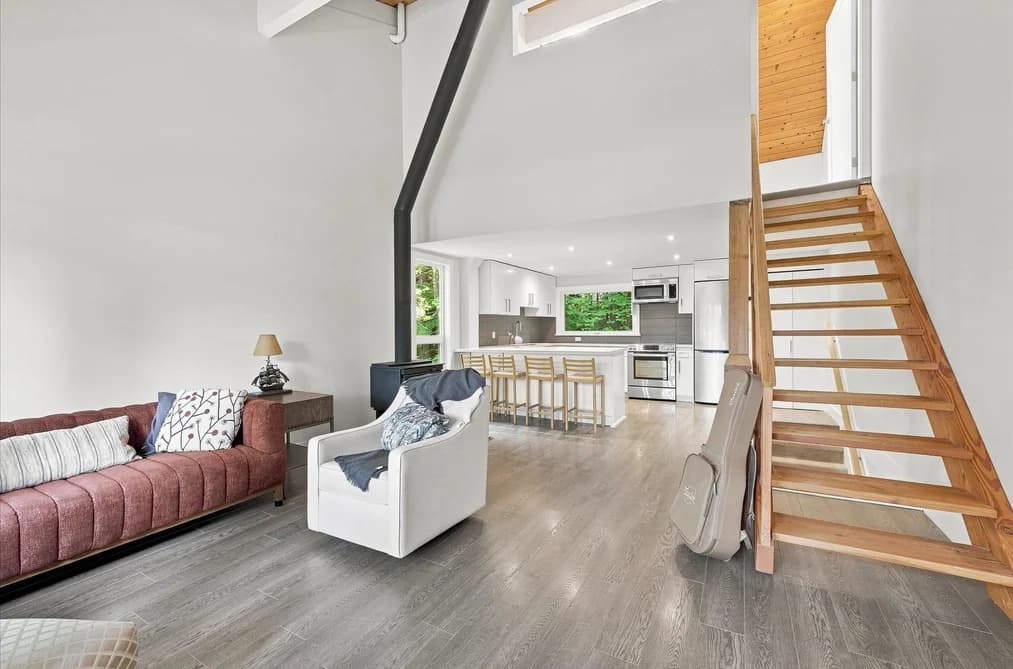 3015 ALPINE CRESCENT, Whistler, BC — Residential for Sale - Main Photo