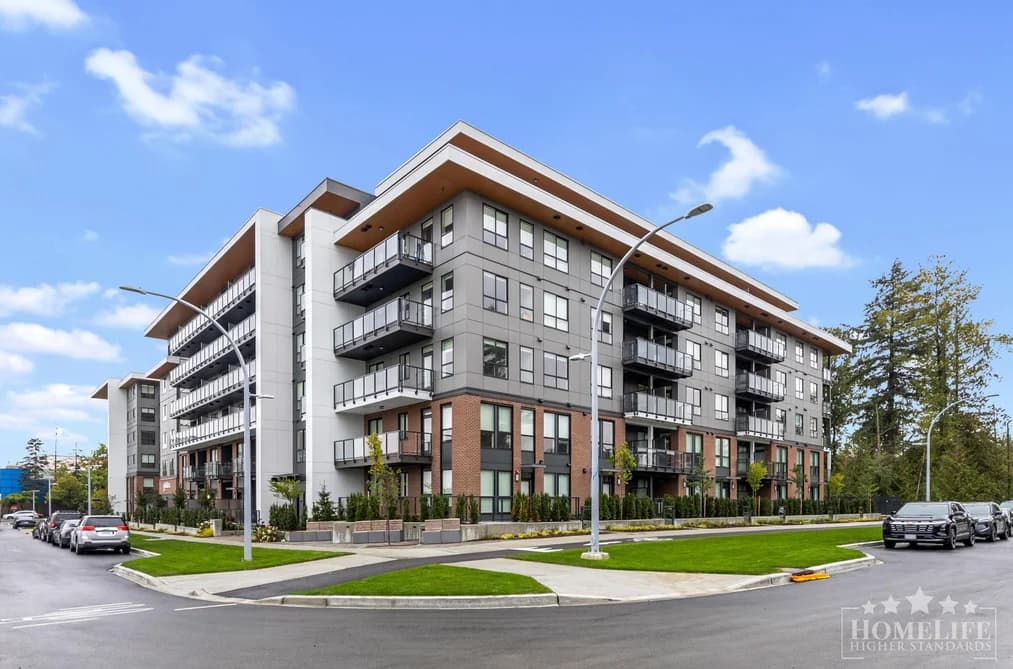 302 10425 147 STREET, Surrey BC V3R 0J9 - Photo 1